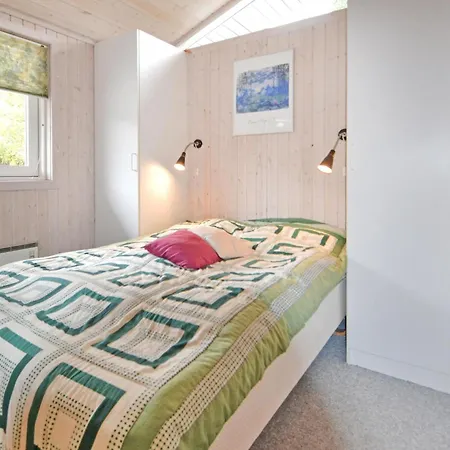 Cozy Home In Glesborg With Sauna Glesborg