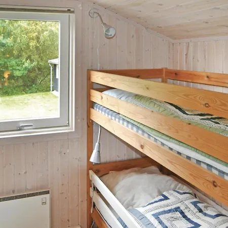 Cozy Home In Glesborg With Sauna Glesborg